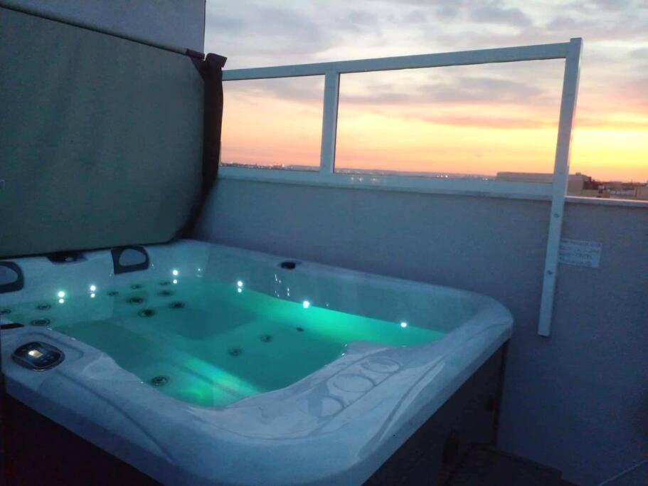 Marsaskala Sea View Duplex Penthouse - Mive Properties Bagian luar foto