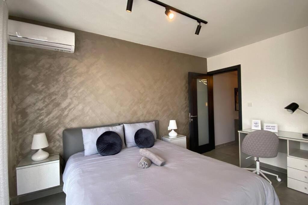 Marsaskala Sea View Duplex Penthouse - Mive Properties Bagian luar foto