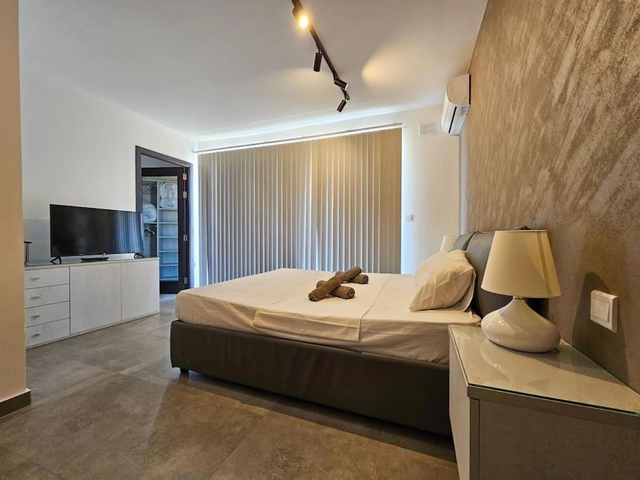 Marsaskala Sea View Duplex Penthouse - Mive Properties Bagian luar foto
